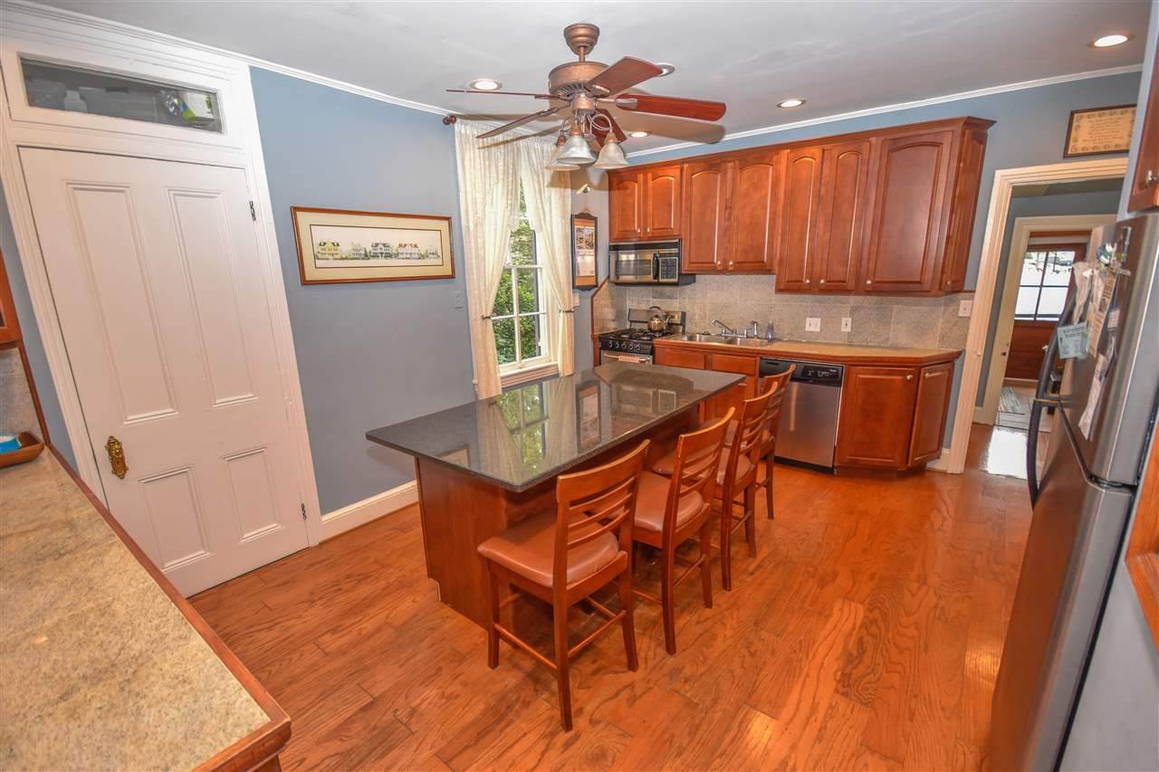 5. Single Family Homes for Sale at 26 Gurney Street Cape May, New Jersey 08204 United States