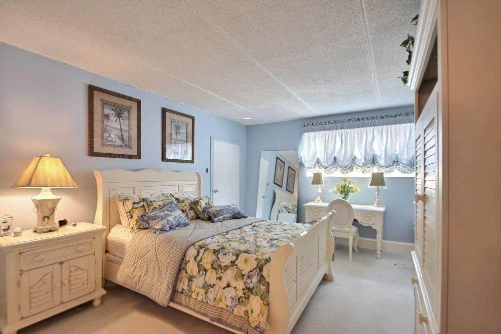 14. Condominiums for Sale at 1900 Boardwalk North Wildwood, New Jersey 08260 United States