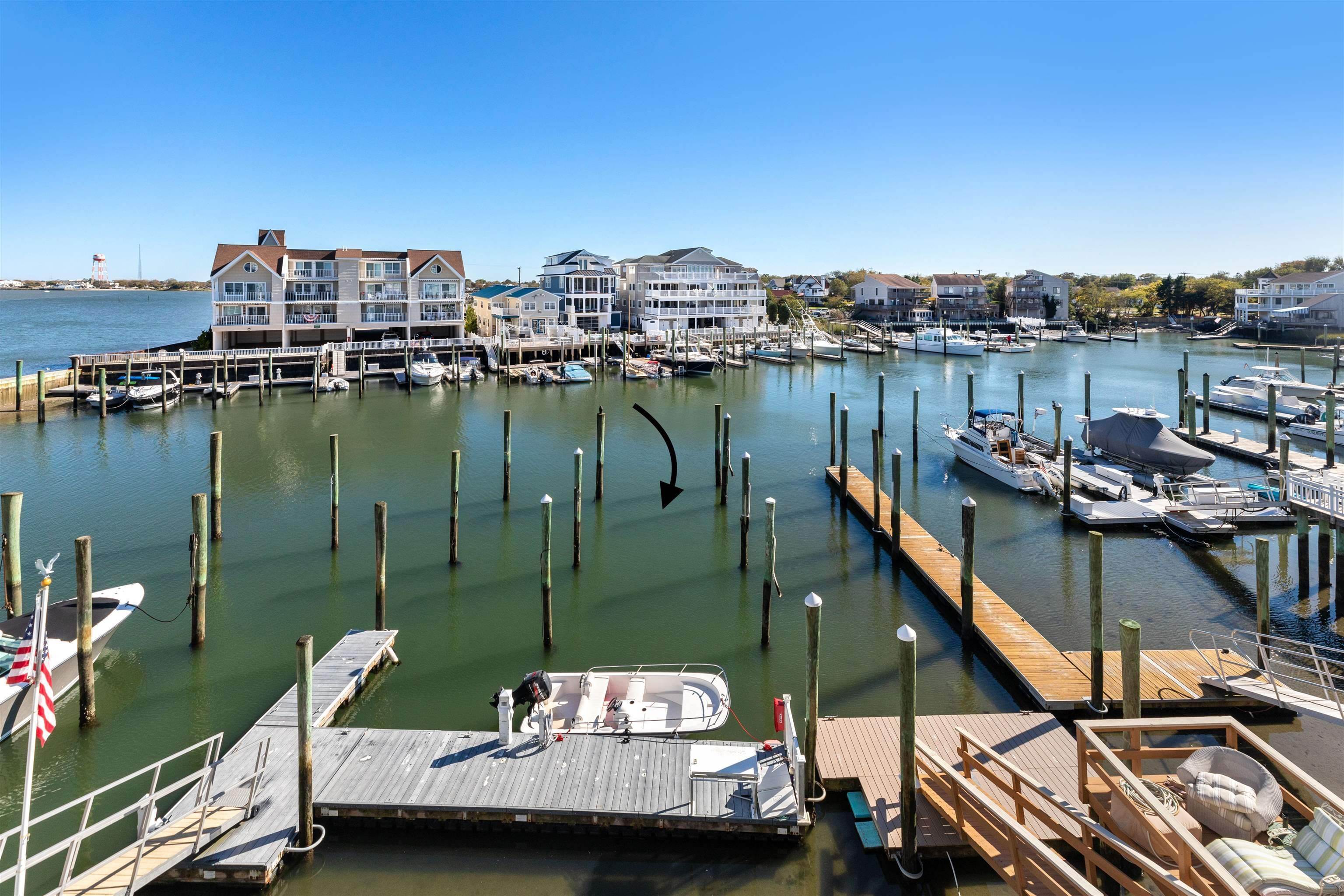 19. Condominiums for Sale at 1534 Yacht Avenue Cape May, New Jersey 08204 United States