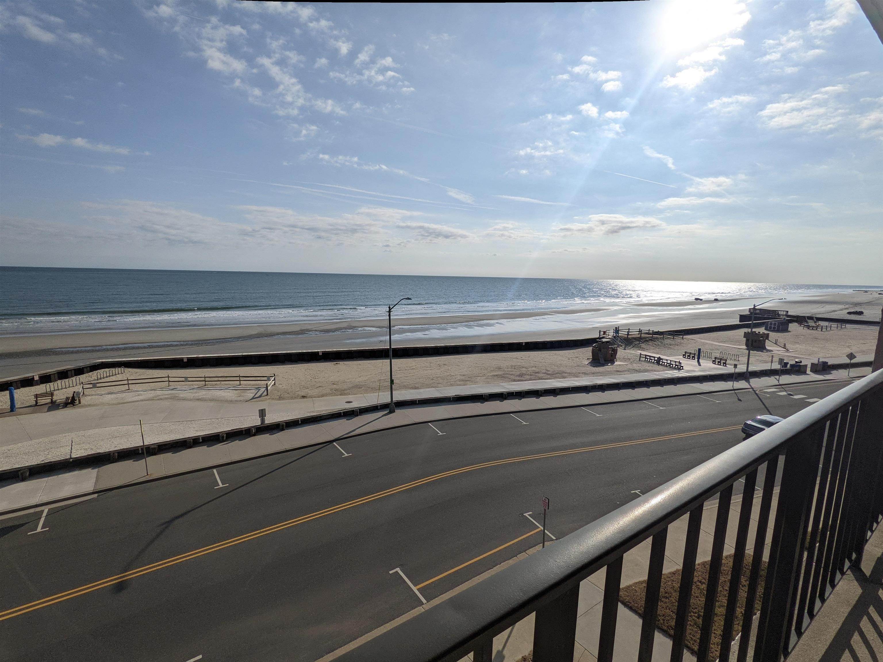 14. Condominiums for Sale at 500 Kennedy Drive North Wildwood, New Jersey 08260 United States