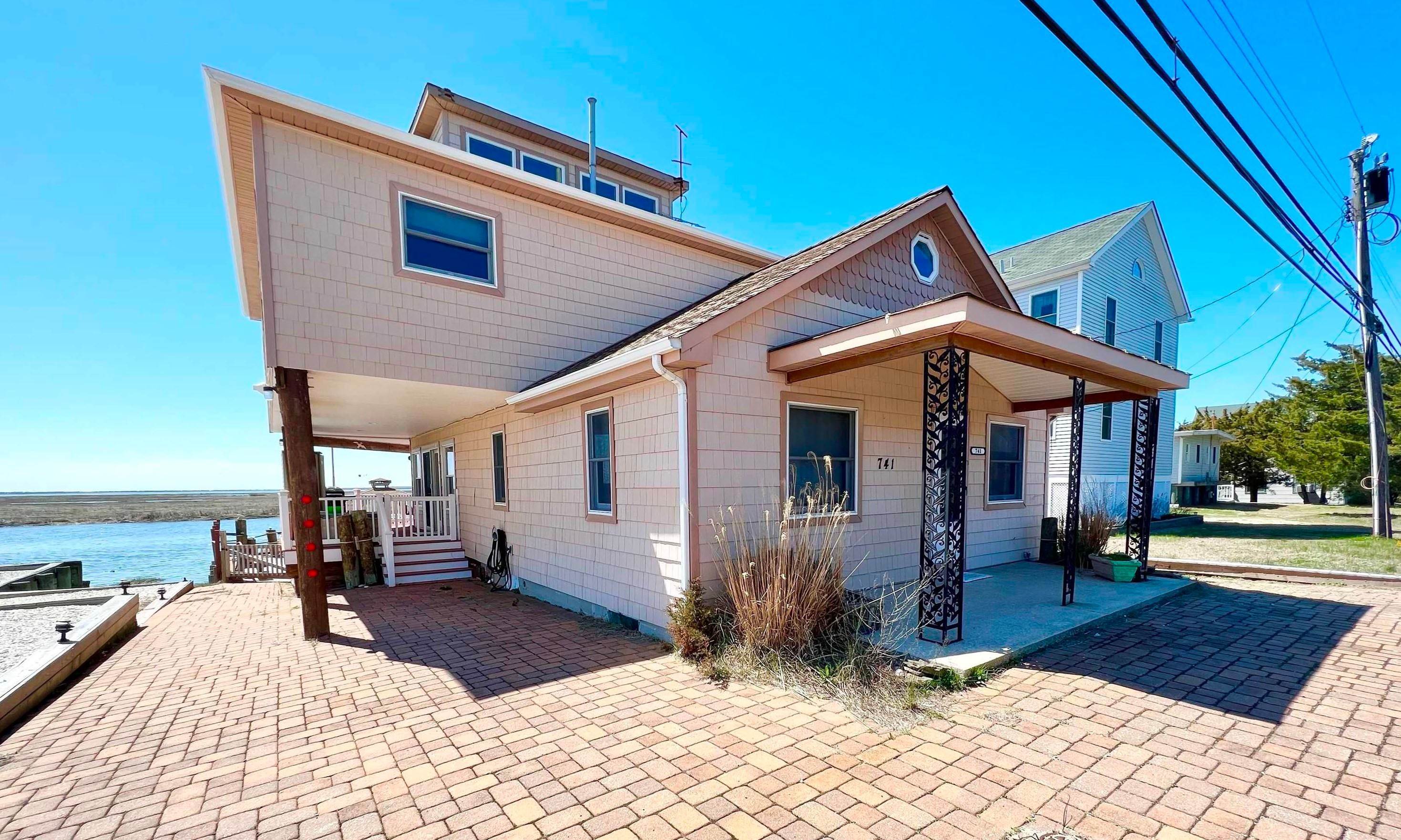 Single Family Homes 为 销售 在 741 Stone Harbor Boulevard 开普梅梅特豪斯, 新泽西州 08210 美国