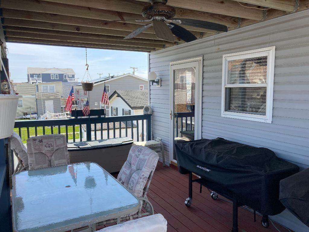 8. Single Family Homes for Sale at 227 W 11th Avenue North Wildwood, New Jersey 08260 United States