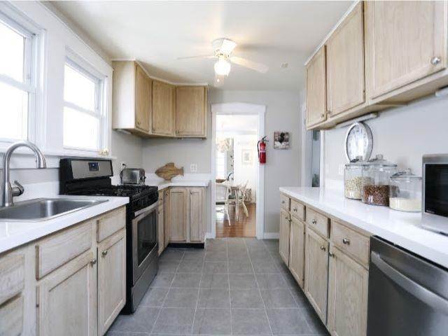 7. Multi-Family Homes for Sale at 4308 Susquehanna Avenue Wildwood, New Jersey 08260 United States