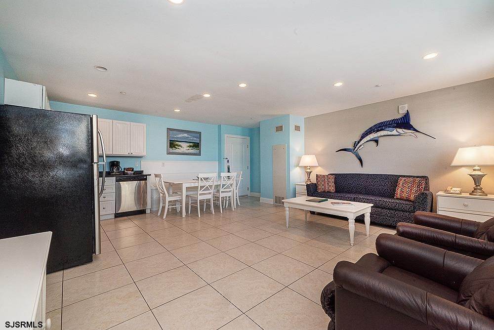 5. Condominiums for Sale at 719 E 11th Street Ocean City, New Jersey 08226 United States