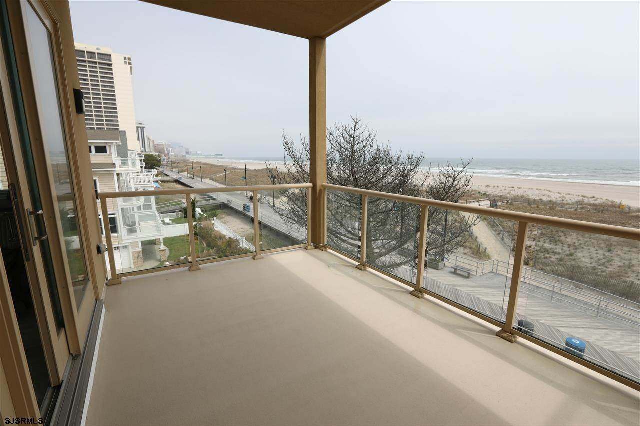 11. Condominiums for Sale at 4100 Boardwalk Atlantic City, New Jersey 08401 United States