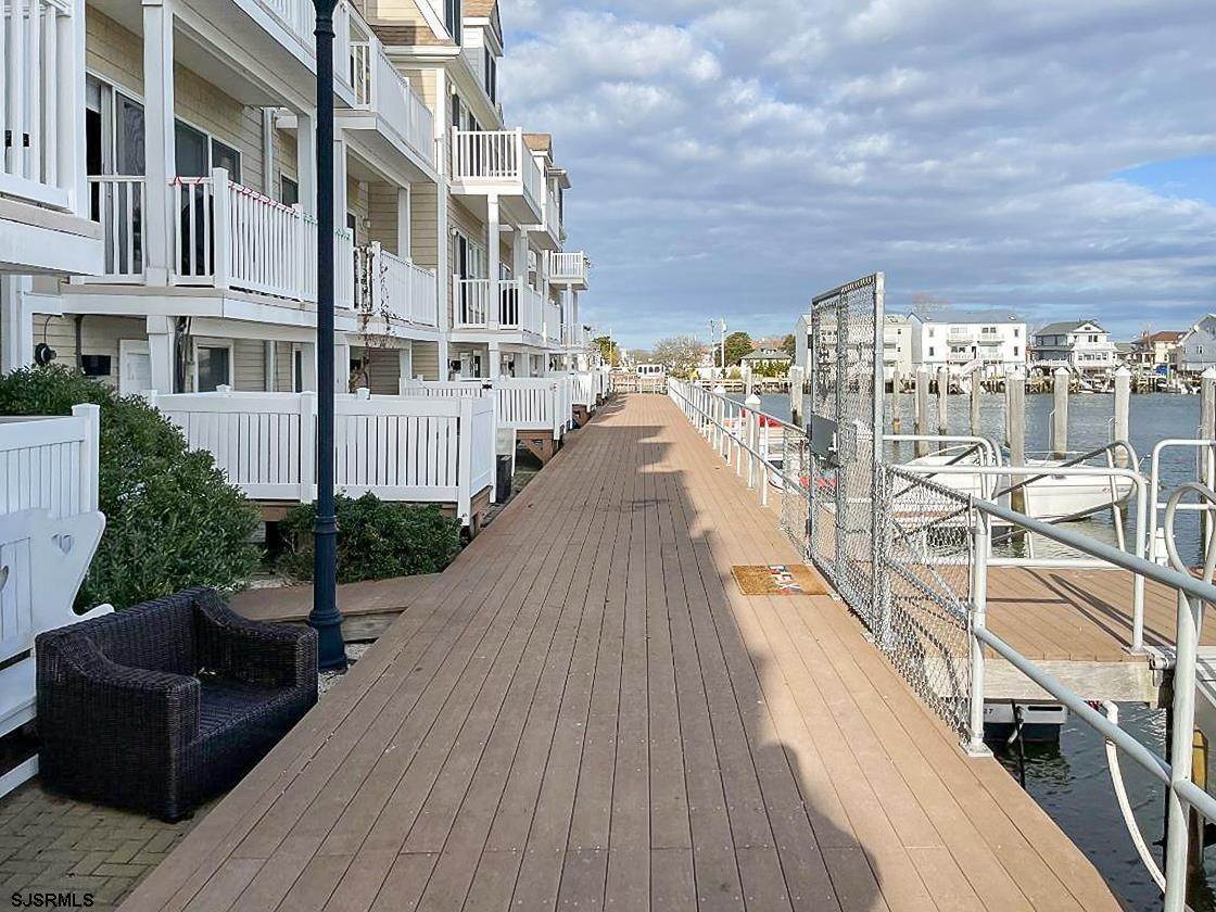11. Condominiums for Sale at 3 Chelsea Court Court Atlantic City, New Jersey 08401 United States