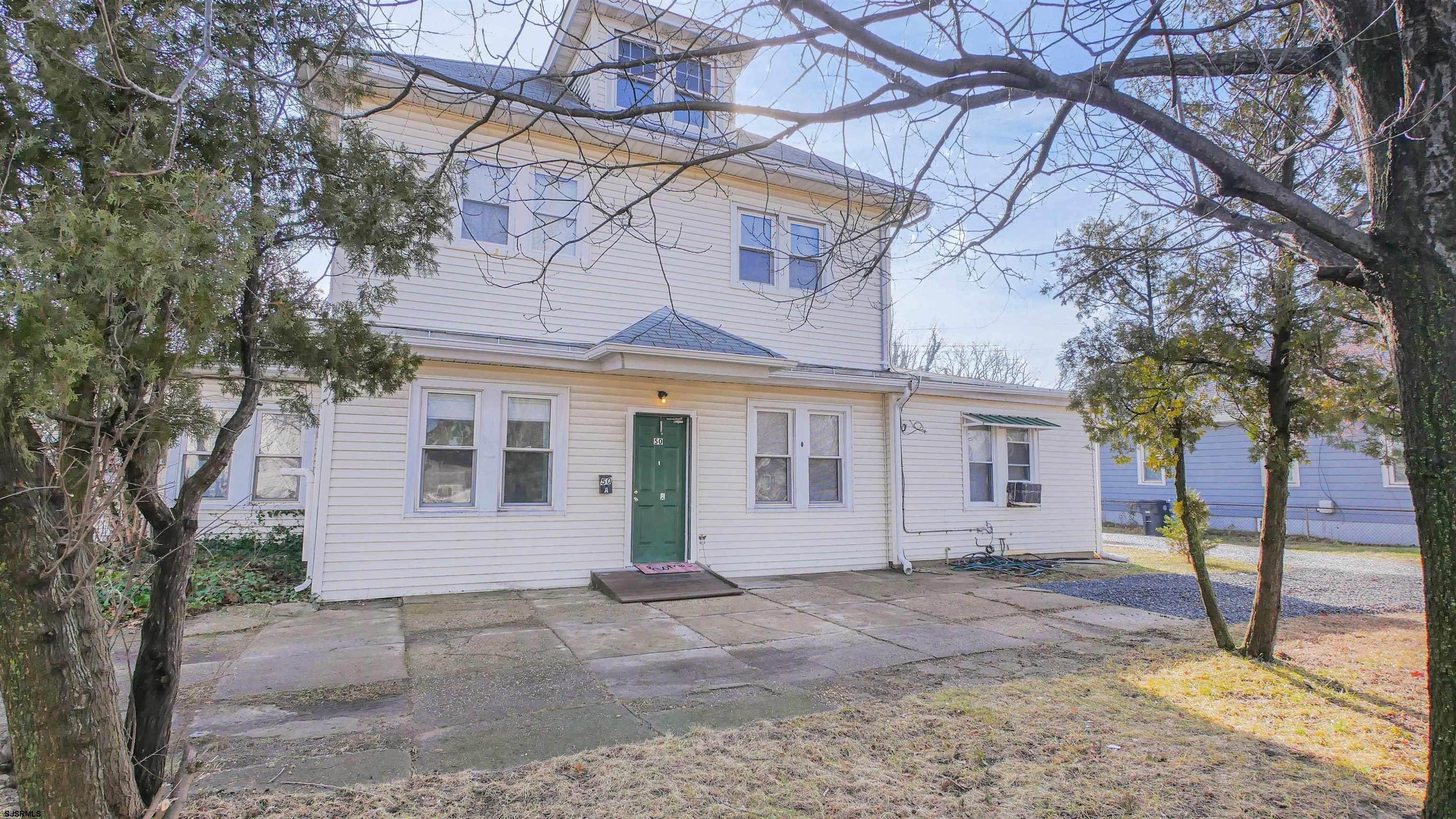 Multi-Family Homes 为 销售 在 50 Sicklerville Road Williamstown, 新泽西州 08094 美国