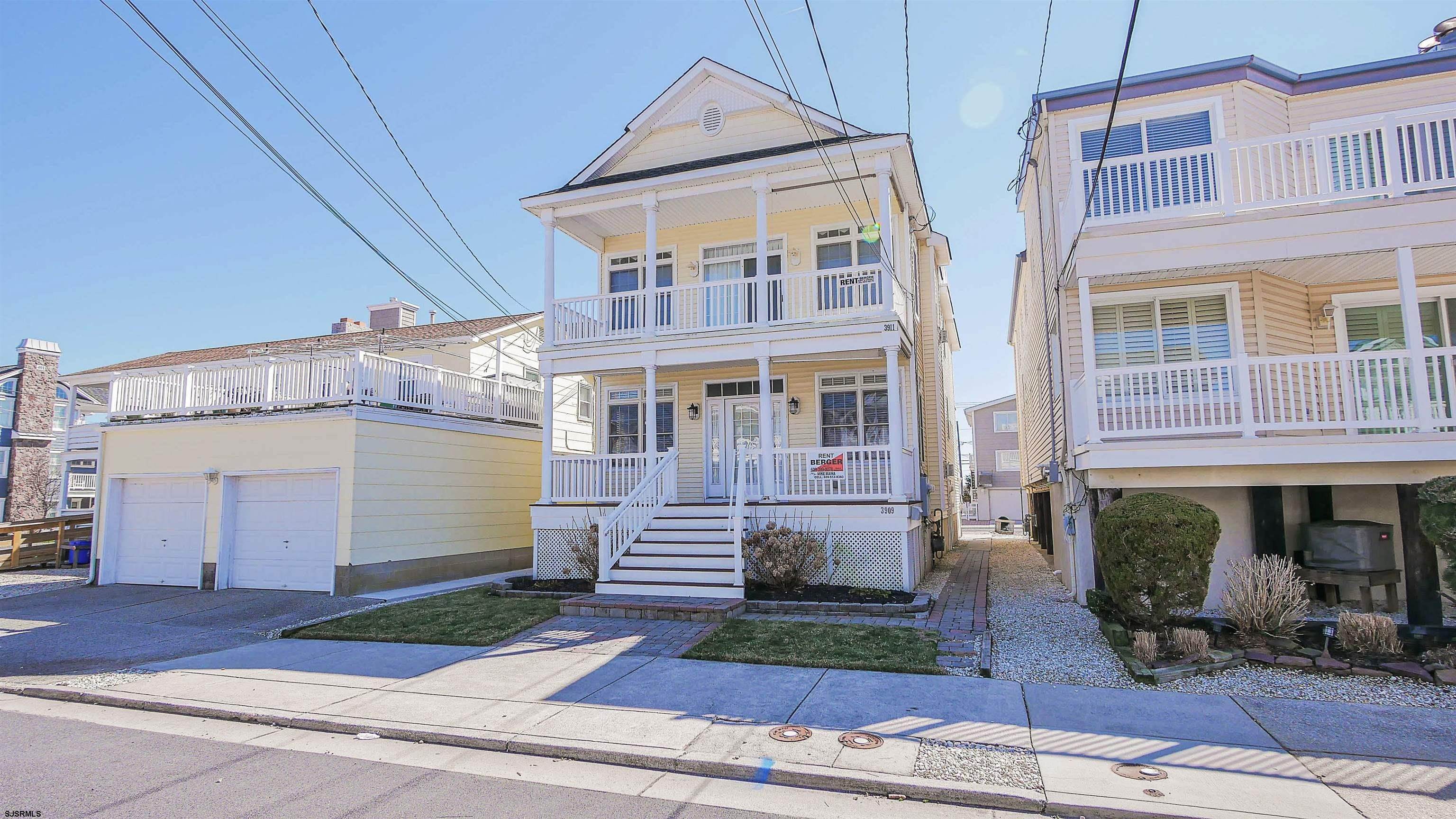 9. Condominiums for Sale at 3909 Asbury Avenue Ocean City, New Jersey 08226 United States