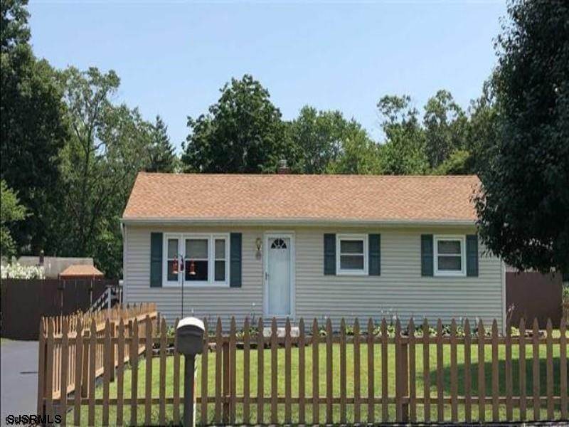 Single Family Homes 为 销售 在 504 Edgewood Avenue Williamstown, 新泽西州 08094 美国