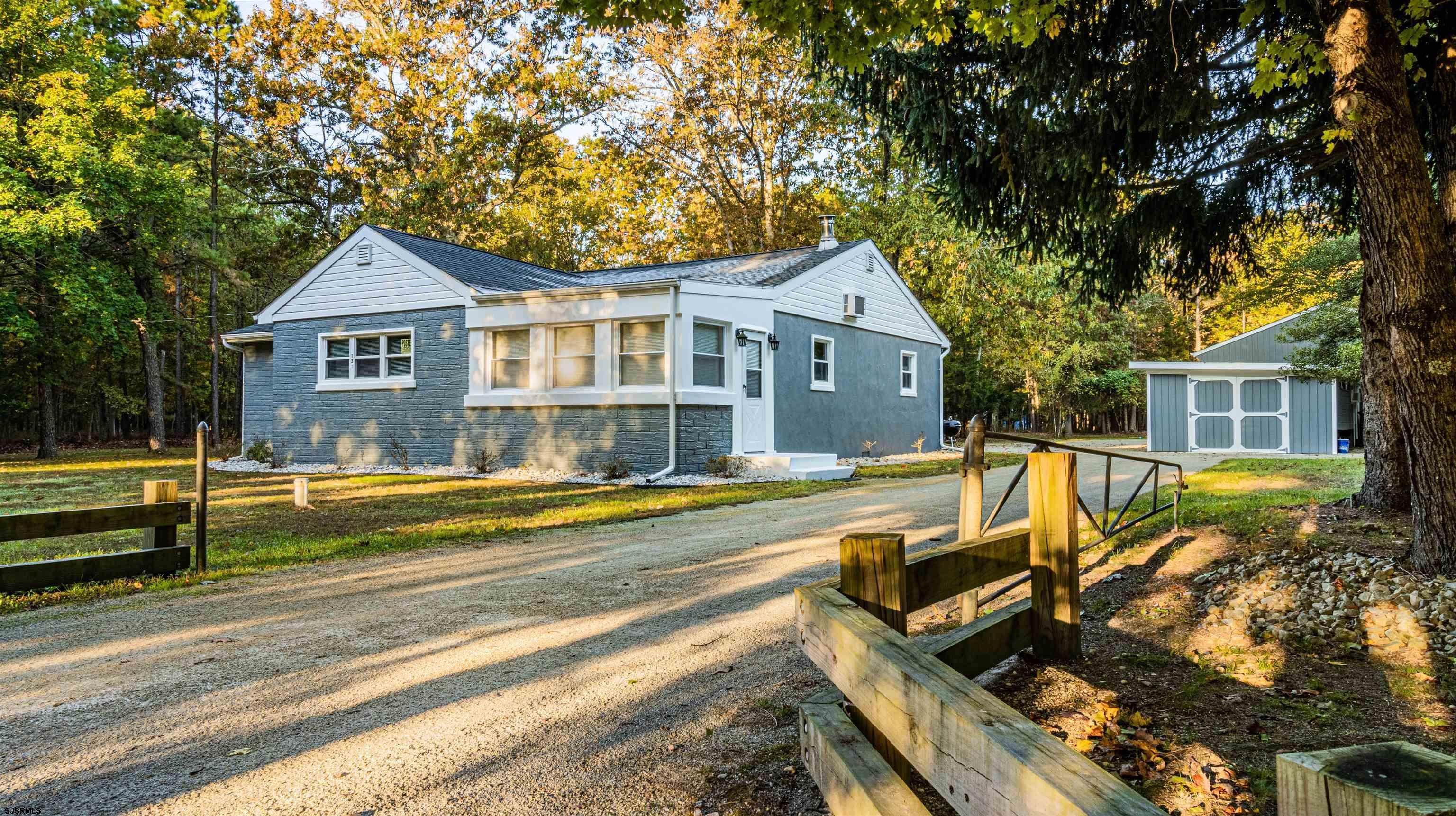 Single Family Homes 为 销售 在 131 Wisteria Avenue Richland, 新泽西州 08350 美国