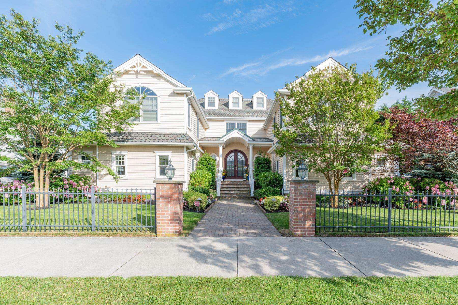 Single Family Homes 为 销售 在 53 Bay Road Ocean City, 新泽西州 08226 美国